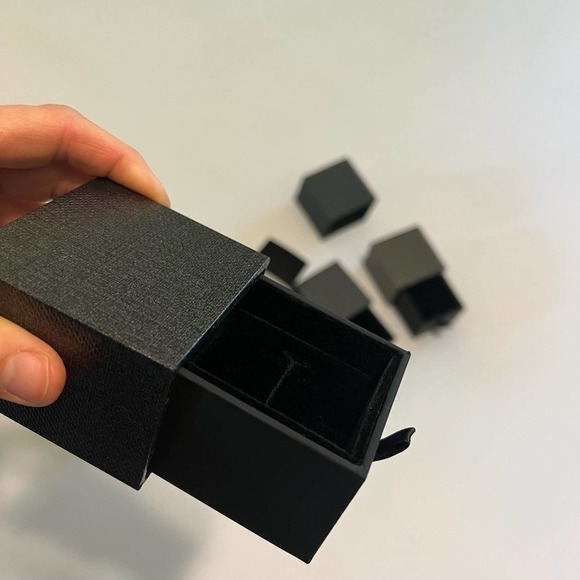 Dark Gray Ring boxes Velvet lined set of 3 - Picture 6 of 8